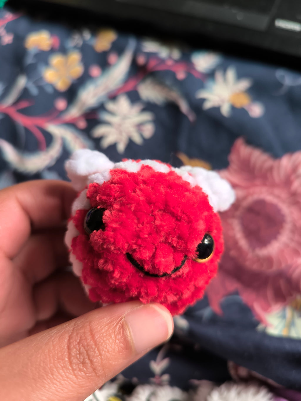 Mini abeille sucre d'orge - Peluche crochet fait main