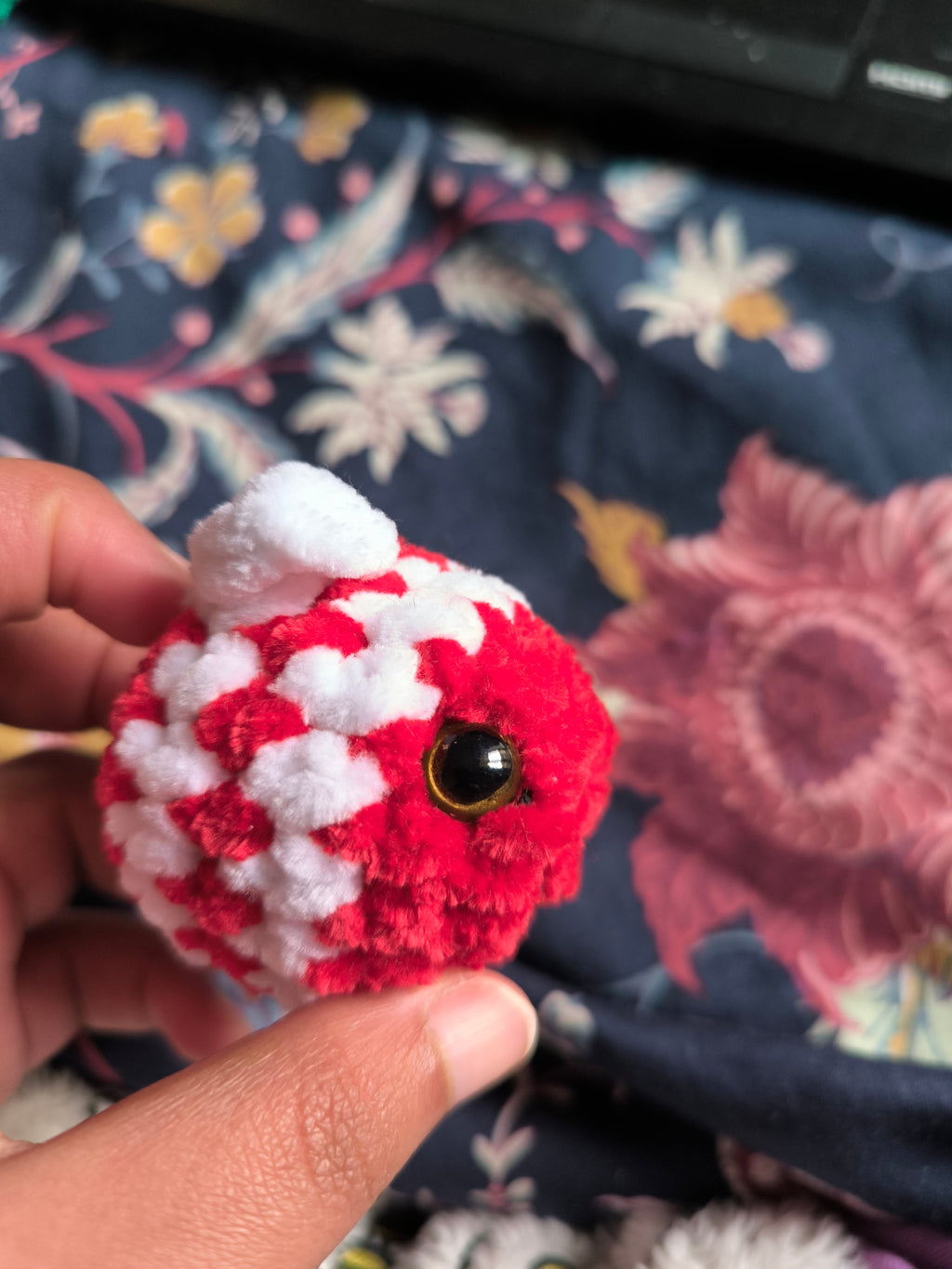 Mini abeille sucre d'orge - Peluche crochet fait main